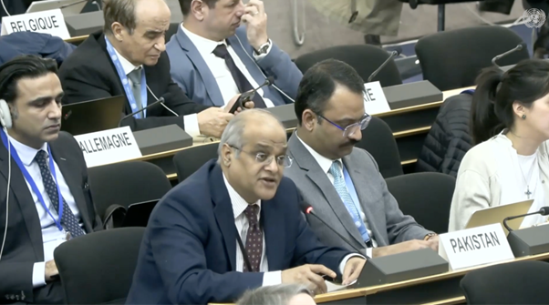 Picture3 trapped in an ever shrinking gaza