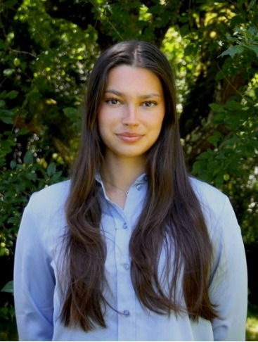 Pia_Mullen_picture_bio.jpeg